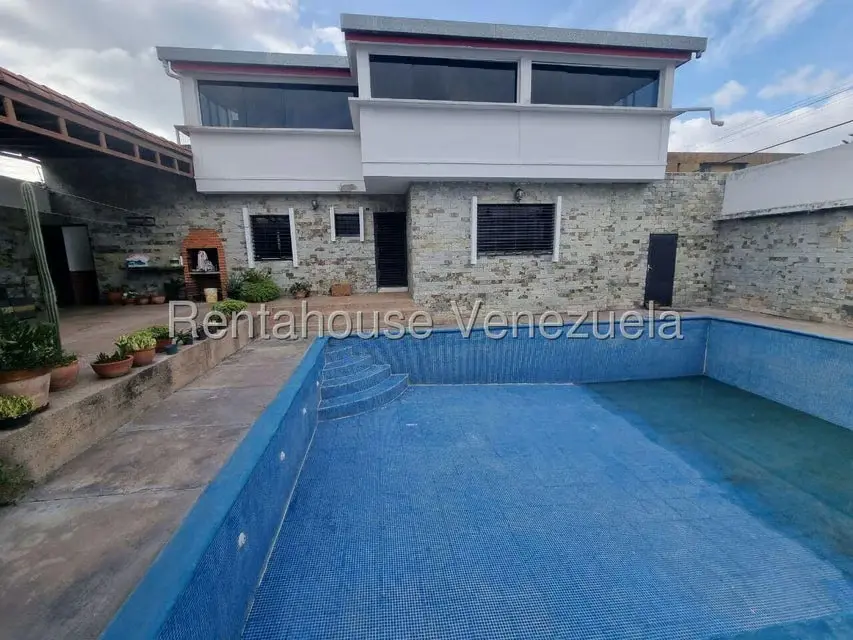 Casa (Duplex) en Venta en Parroquia Concepcion, Lara - 33