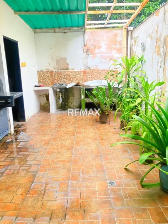 Venta de terreno con bienechuria a demoler - 4