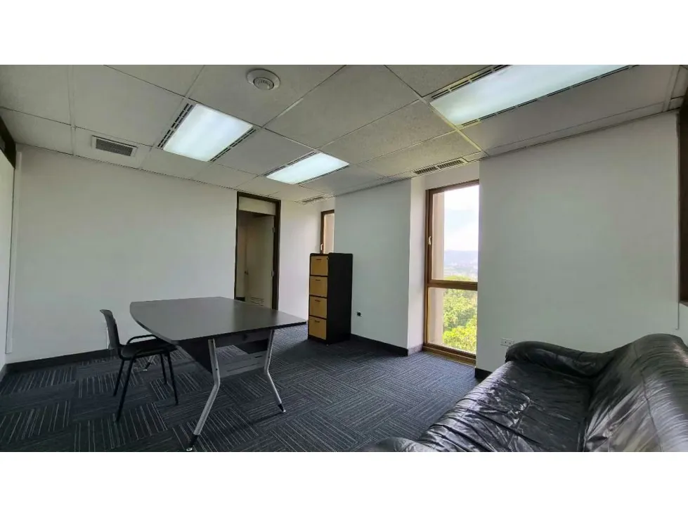 Se alquila oficina 100m2 Altamira 7369 - 4