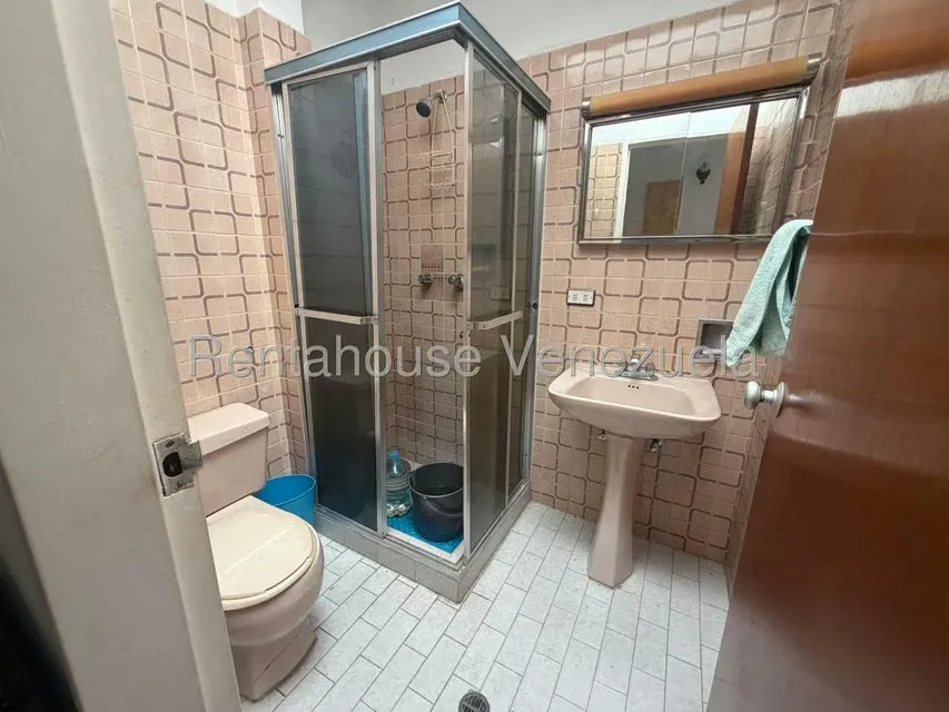Casa (1 Nivel) en Venta en Lomas de La Lagunita, Distrito Metropolitano - 15
