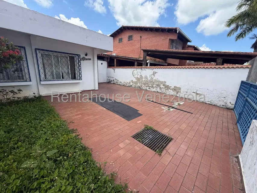 Casa (1 Nivel) en Venta en Lomas de La Lagunita, Distrito Metropolitano - 3