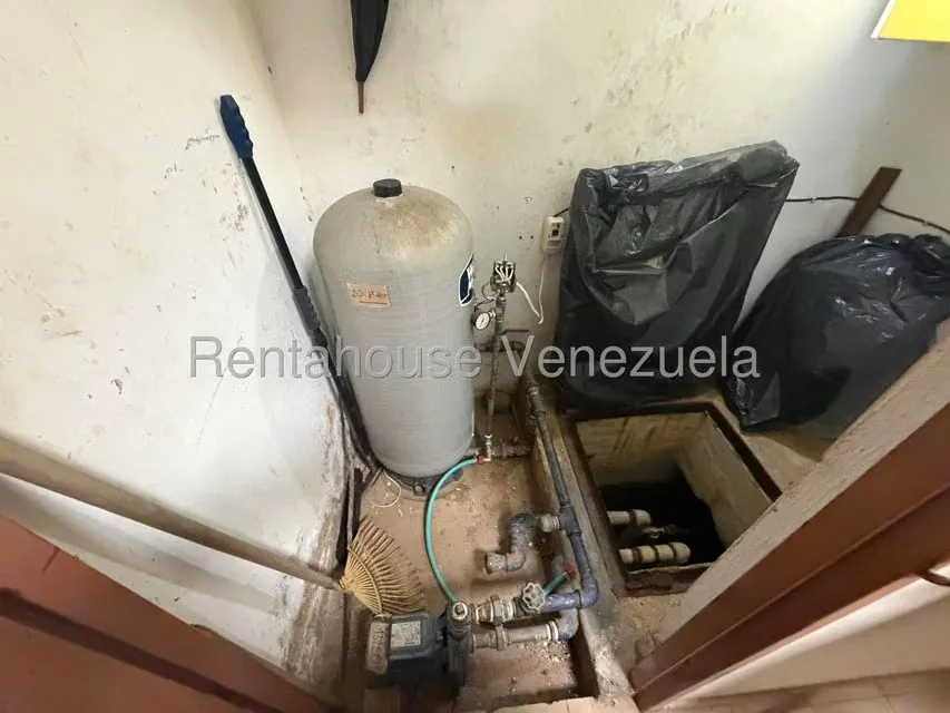 Casa (1 Nivel) en Venta en Lomas de La Lagunita, Distrito Metropolitano - 28