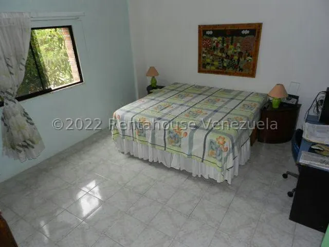 Casa (Multipes Niveles) en Venta en La Lagunita Country Club, Distrito Metropolitano - 24