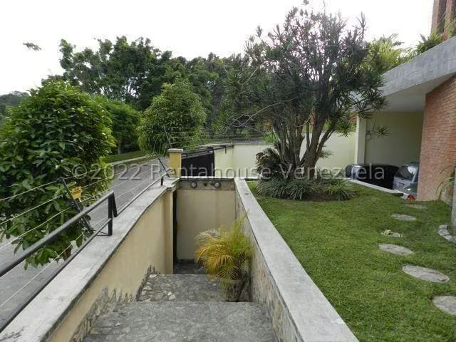 Casa (Multipes Niveles) en Venta en La Lagunita Country Club, Distrito Metropolitano - 28