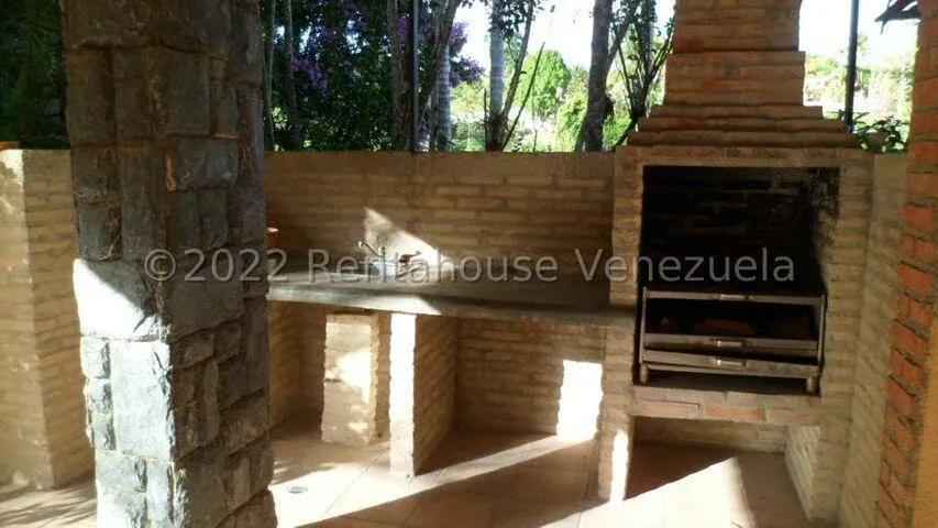 Casa (Multipes Niveles) en Venta en La Lagunita Country Club, Distrito Metropolitano - 9