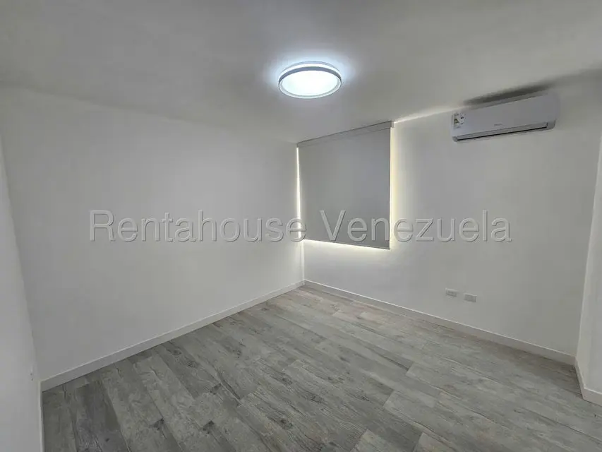 Apartamento (1 Nivel) en Venta en La Boyera, Distrito Metropolitano - 14