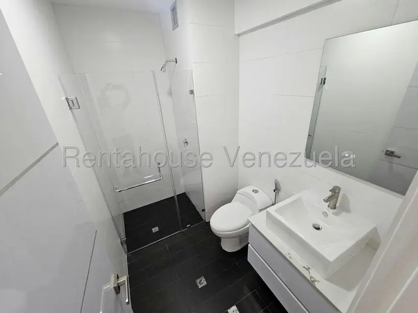 Apartamento (1 Nivel) en Venta en La Boyera, Distrito Metropolitano - 17