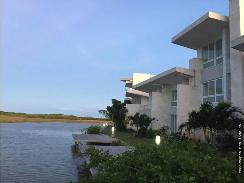En Venta Townhouse con muelle privado. CODIGO 1772253 - 9