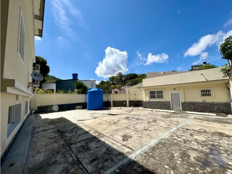 Se vende casa 832m2 San Bernardino 3304 - 26
