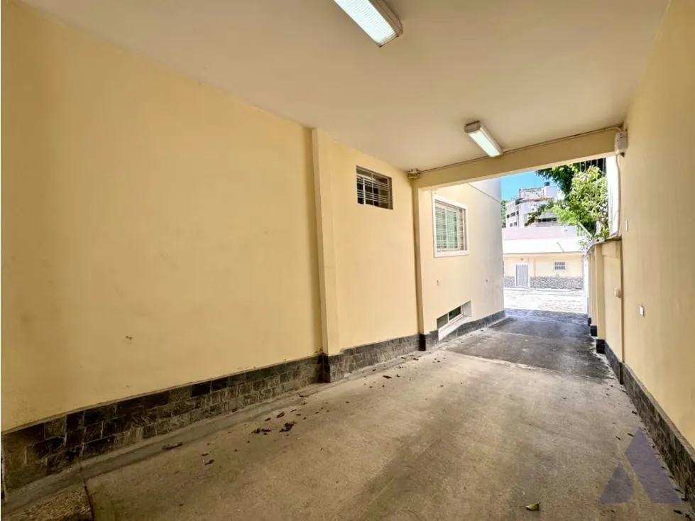 Se vende casa 832m2 San Bernardino 3304 - 27