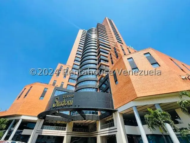 Oficina en Alquiler en Avenida Bolivar, Aragua