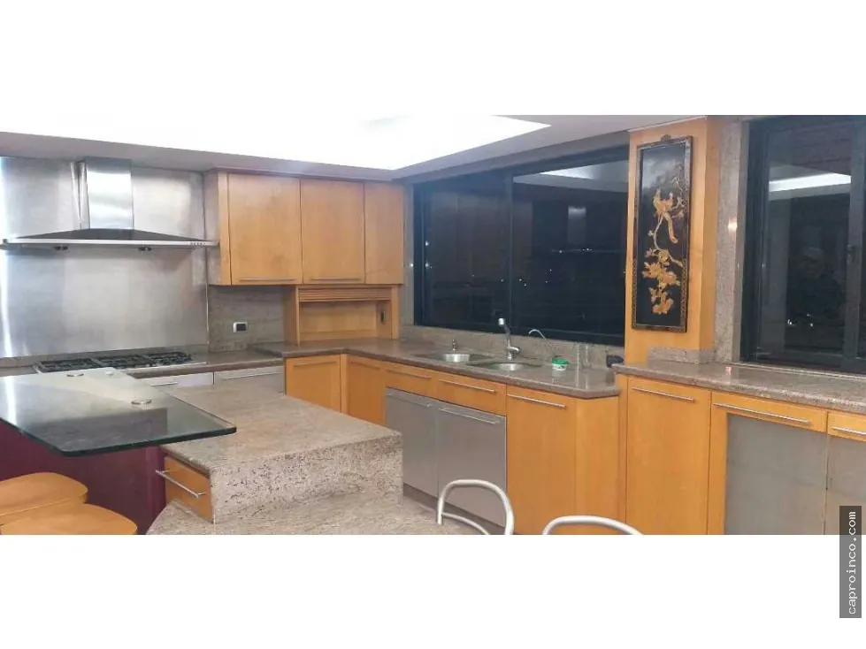 EN VENTA PENTHOUSES LUJOSO URB. TRIGALEÑA BAJA FRENTE AL CLUB ITALO - 19