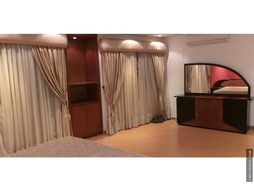 EN VENTA PENTHOUSES LUJOSO URB. TRIGALEÑA BAJA FRENTE AL CLUB ITALO - 31