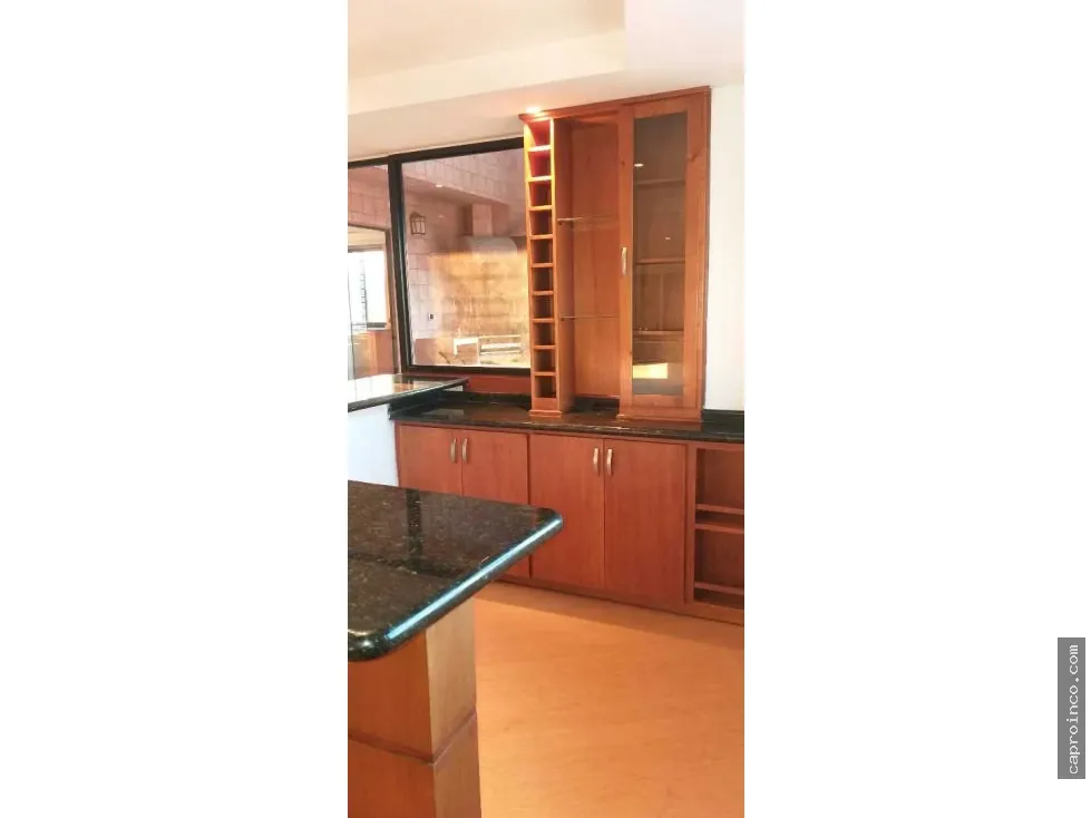EN VENTA PENTHOUSES LUJOSO URB. TRIGALEÑA BAJA FRENTE AL CLUB ITALO - 35