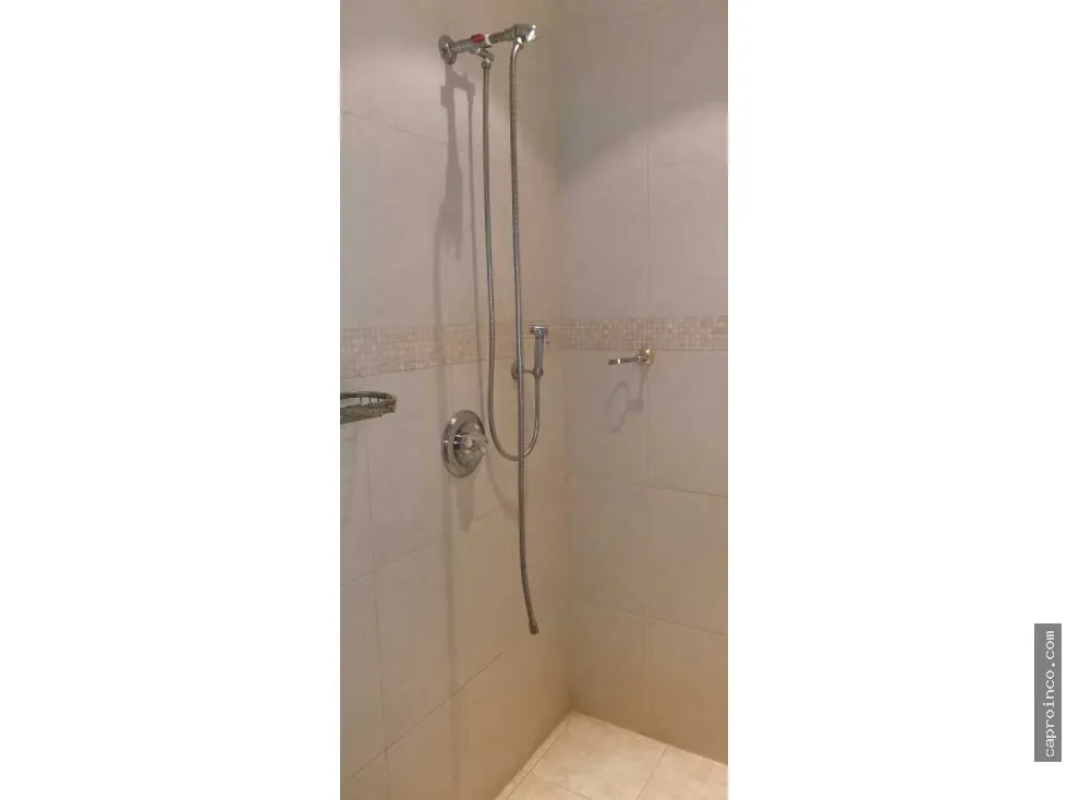 EN VENTA PENTHOUSES LUJOSO URB. TRIGALEÑA BAJA FRENTE AL CLUB ITALO - 41