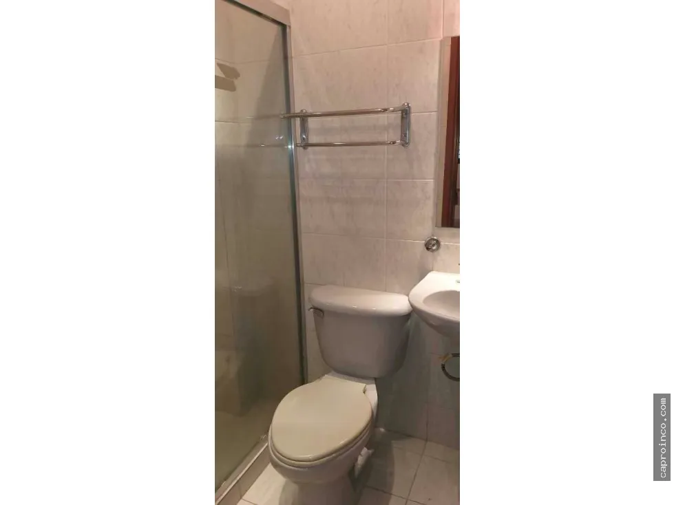EN VENTA PENTHOUSES LUJOSO URB. TRIGALEÑA BAJA FRENTE AL CLUB ITALO - 60