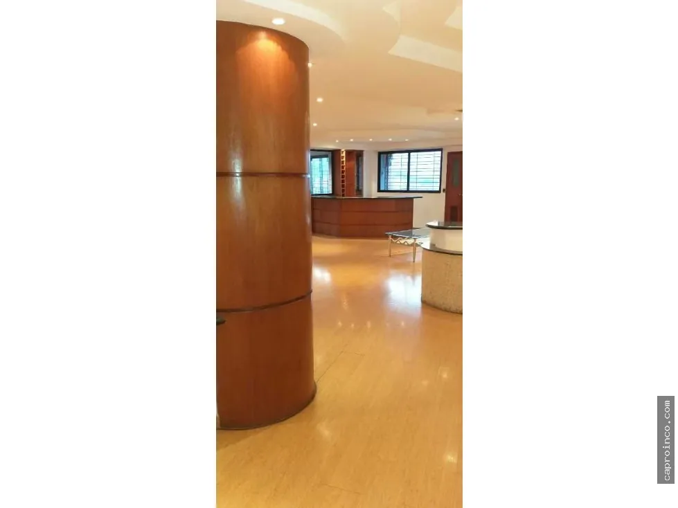 EN VENTA PENTHOUSES LUJOSO URB. TRIGALEÑA BAJA FRENTE AL CLUB ITALO - 7