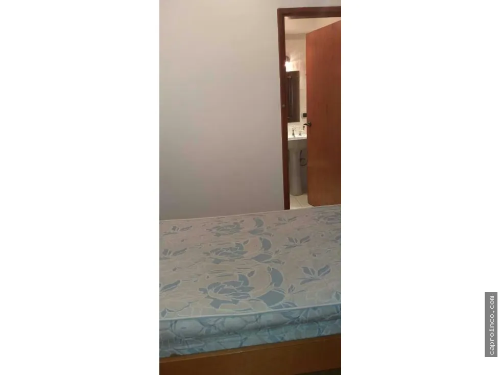 EN VENTA PENTHOUSES LUJOSO URB. TRIGALEÑA BAJA FRENTE AL CLUB ITALO - 61