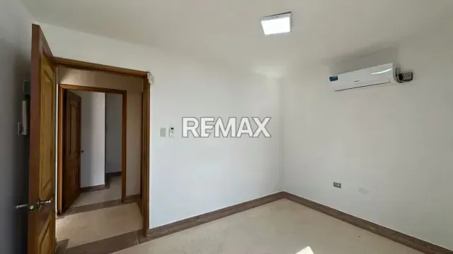Casa en Alquiler Urbanización Bajumbal - Barrio Sucre - 5