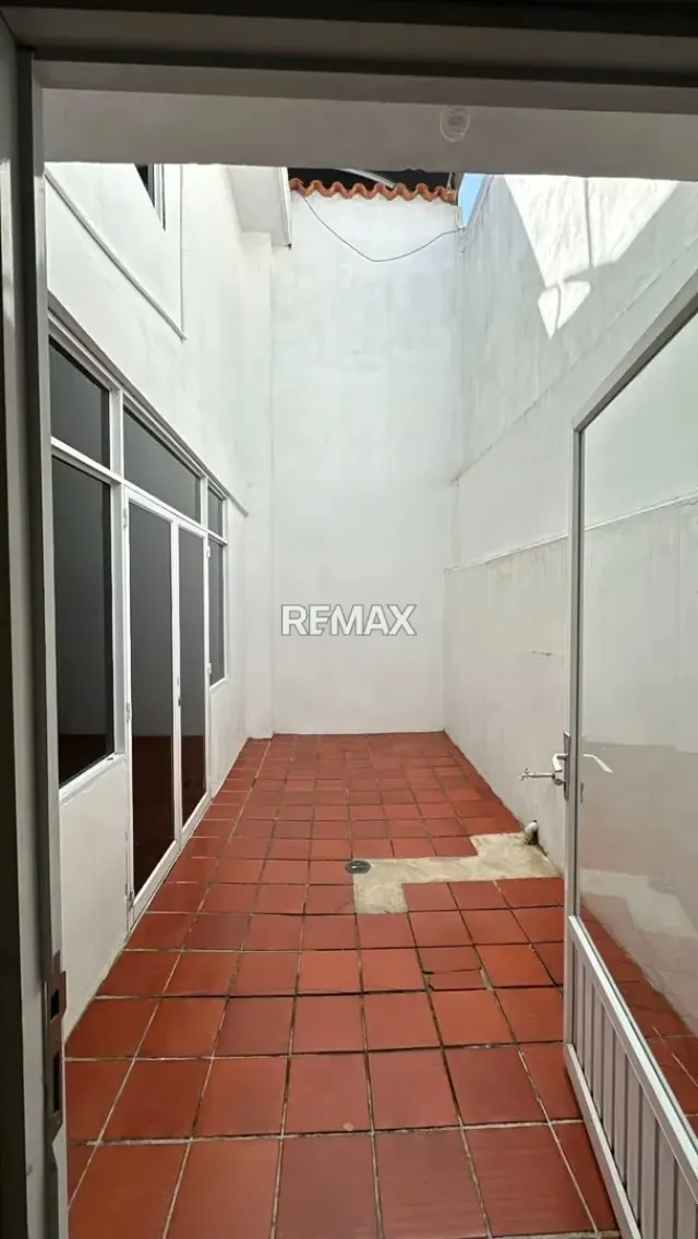 Casa en Alquiler Urbanización Bajumbal - Barrio Sucre - 8
