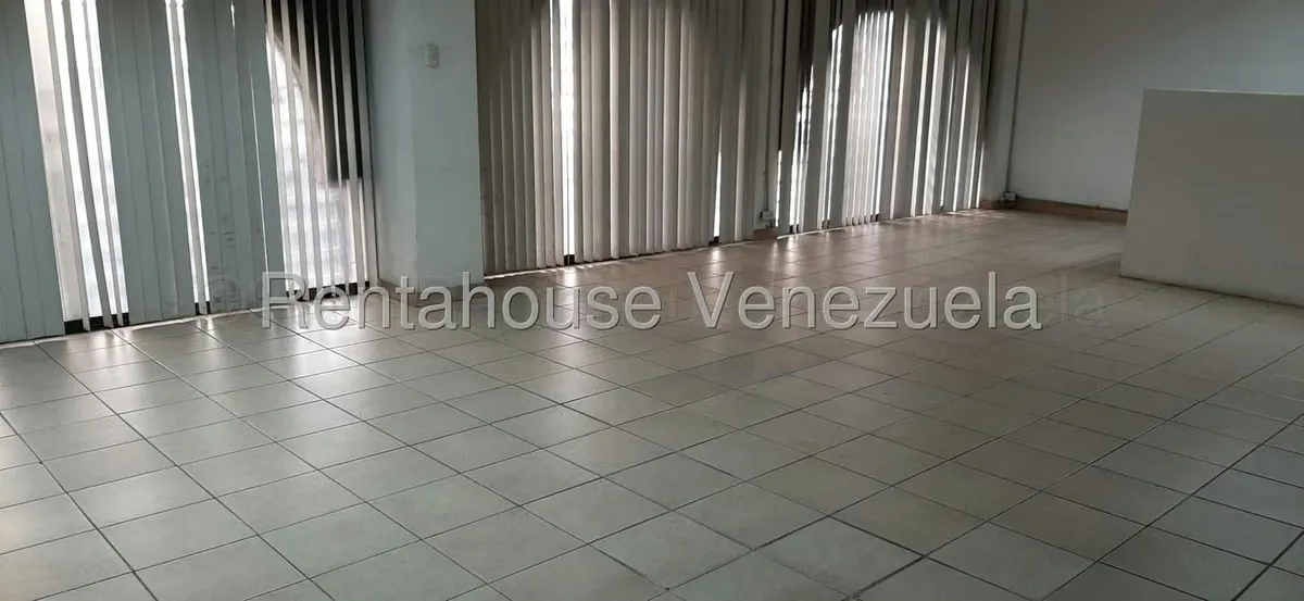 Galpon - Deposito en Alquiler en Parroquia La Candelaria, Distrito Metropolitano - 18