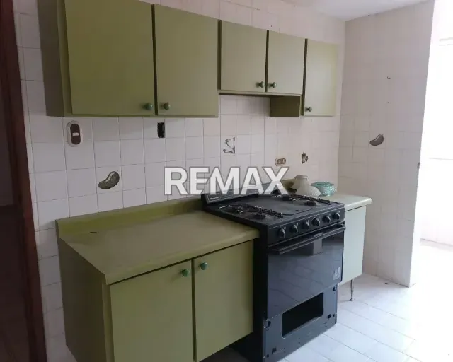EXCLUSIVO EDIFICIO COMERCIAL Y RESIDENCIAL EN VENTA - 14