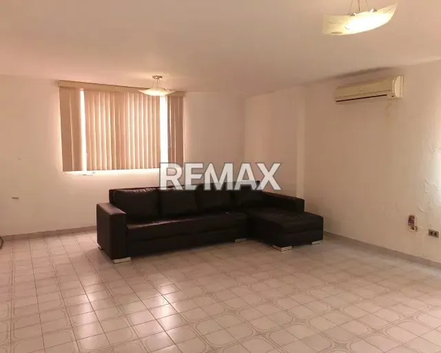 EXCLUSIVO EDIFICIO COMERCIAL Y RESIDENCIAL EN VENTA - 18