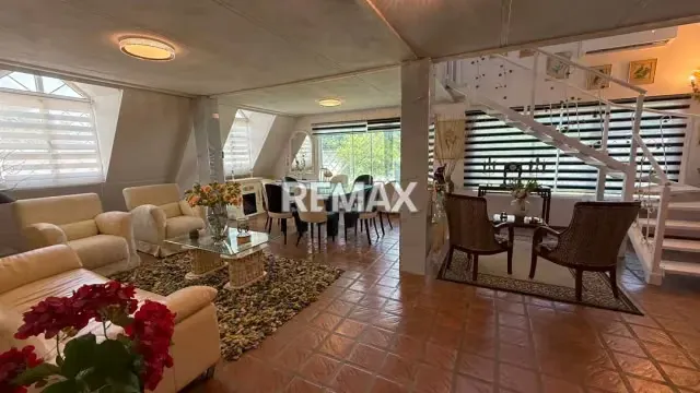 venta de casa colinas de guataparo valencia - 2