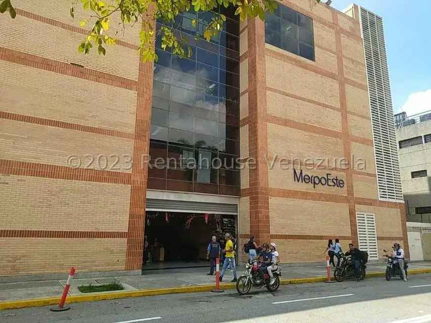 Local Comercial en Alquiler en Chacao, Distrito Metropolitano - 11