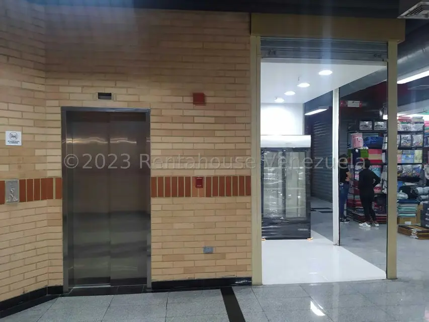 Local Comercial en Alquiler en Chacao, Distrito Metropolitano - 5