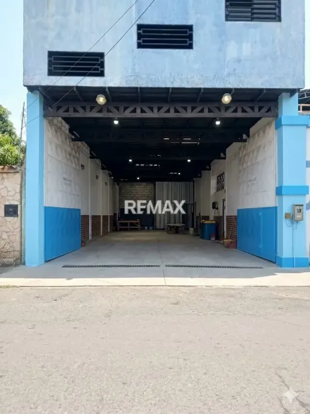 OPORTUNIDAD DE ALQUILAR. GALPÓN DE 480 M2 EN LA ZONA. CENTRO OESTE