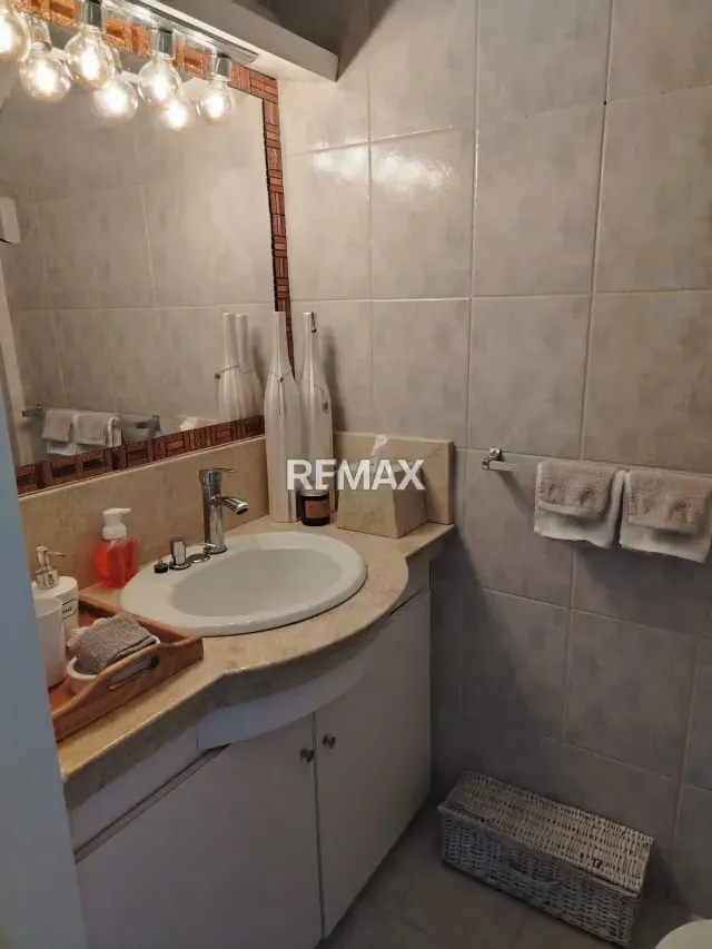 VENTA DE HERMOSO Y REMODELADO APARTAMENTO DUPLEX - 9