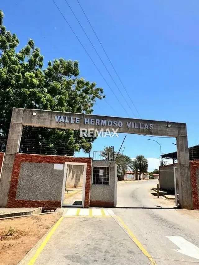VENTA DE CASA EN EL VALLE