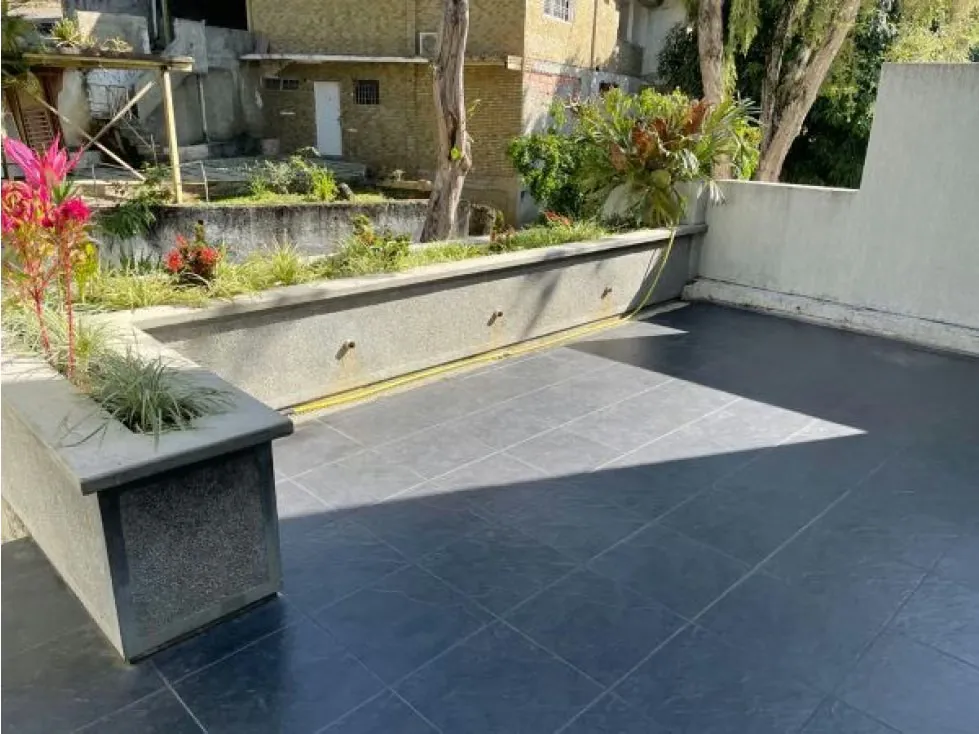 Vendo casa 370m2 3h+s/2b+s/2p Alta Florida 5167 - 4