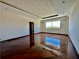 View 16