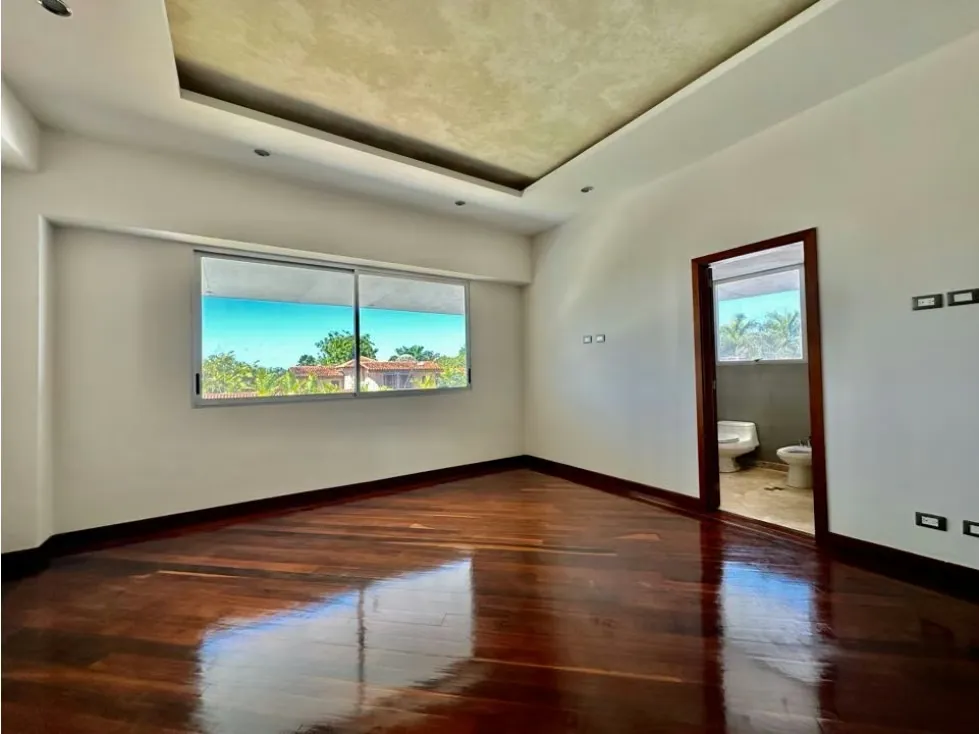 Copia de Se vende casa 2.700m2 6h/12b/15p La Lagunita - 18