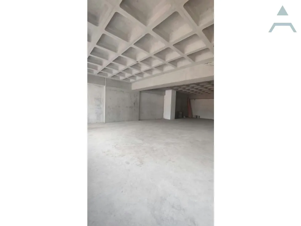 Se alquila Oficina 135m² Las Mercedes - 3