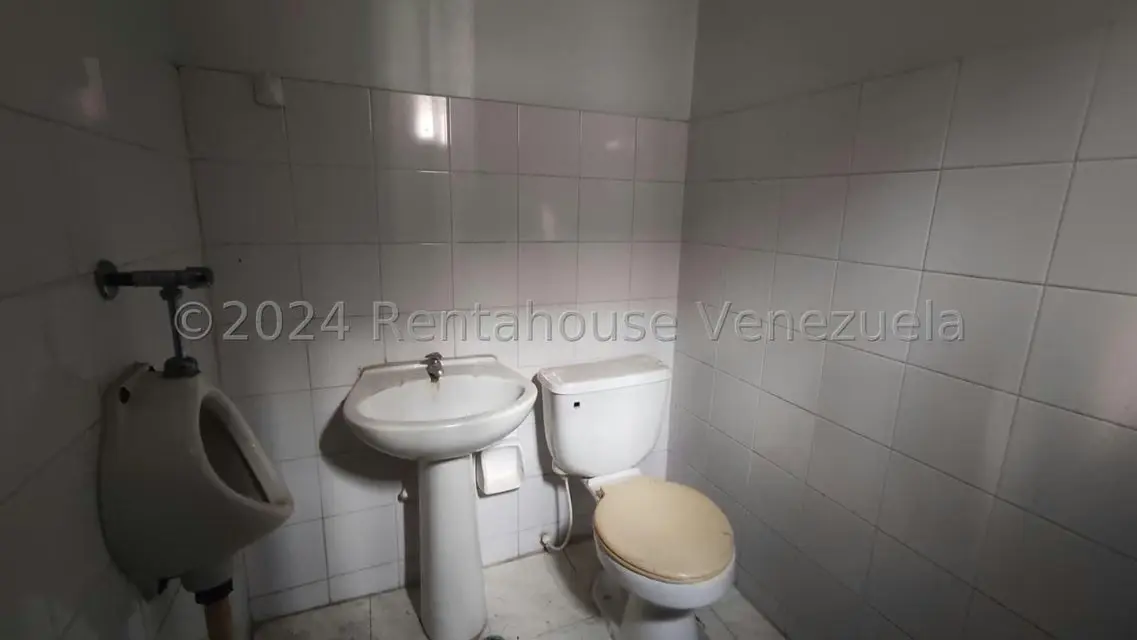 Comercial (Edificio) en Alquiler en Centro, Lara - 19