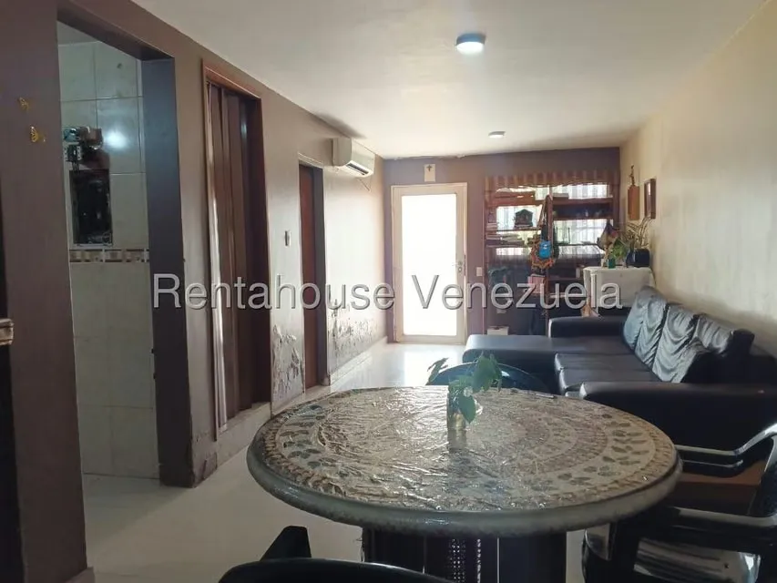 Townhouse (Duplex) en Venta en El Milagro Norte, Zulia - 3
