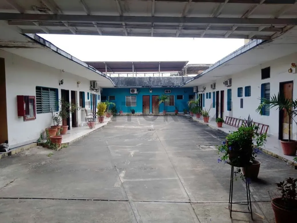 En venta propiedad de uso comercial y/o residencial Calle Aranjuez - 2