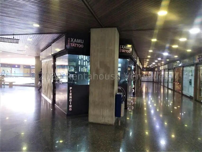 Local Comercial en Venta en Santa Fe Norte, Distrito Metropolitano - 2