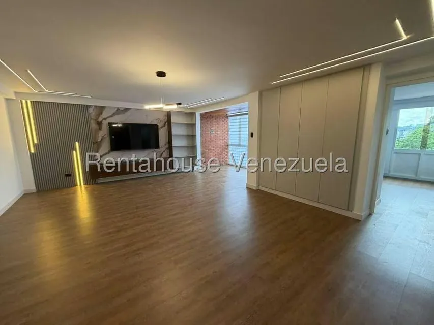 Apartamento (1 Nivel) en Alquiler en Chulavista, Distrito Metropolitano - 4