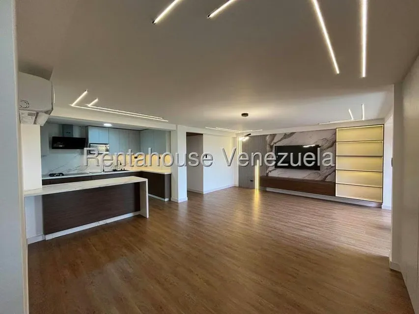 Apartamento (1 Nivel) en Alquiler en Chulavista, Distrito Metropolitano - 5