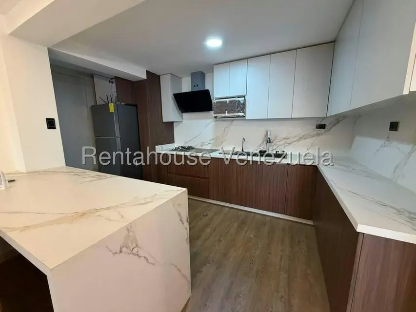 Apartamento (1 Nivel) en Alquiler en Chulavista, Distrito Metropolitano - 6