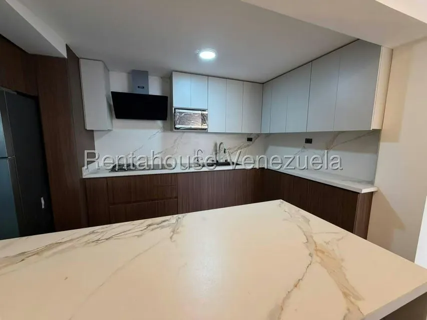 Apartamento (1 Nivel) en Alquiler en Chulavista, Distrito Metropolitano - 10