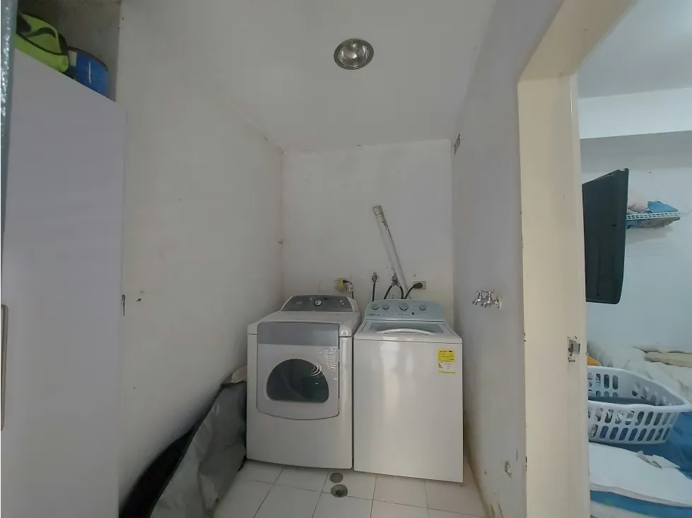 Vendo Pb duplex 272m2 Lomas de la Alameda 6897 - 24