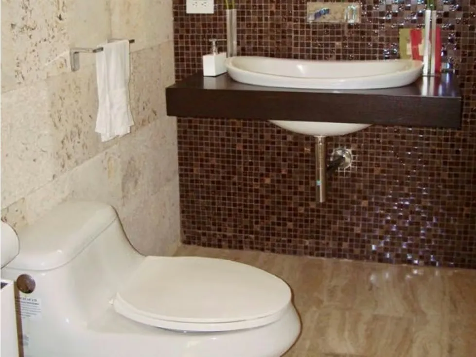 Se vende casa/800m2 c/2.000m2 t/4h+2s/6b+s/4p/Los Naranjos/4344 - 13
