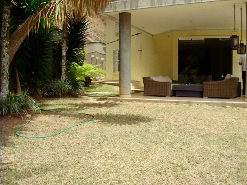 Se vende casa/800m2 c/2.000m2 t/4h+2s/6b+s/4p/Los Naranjos/4344 - 8