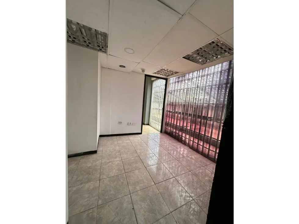 ALQUILER DE LOCAL COMERCIAL UBICADO EN CHACAITO, MUN. CHACAO - 6