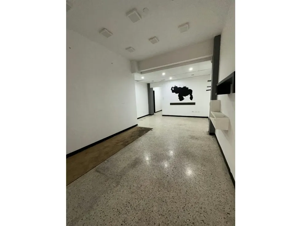 ALQUILER DE LOCAL COMERCIAL UBICADO EN CHACAITO, MUN. CHACAO - 8